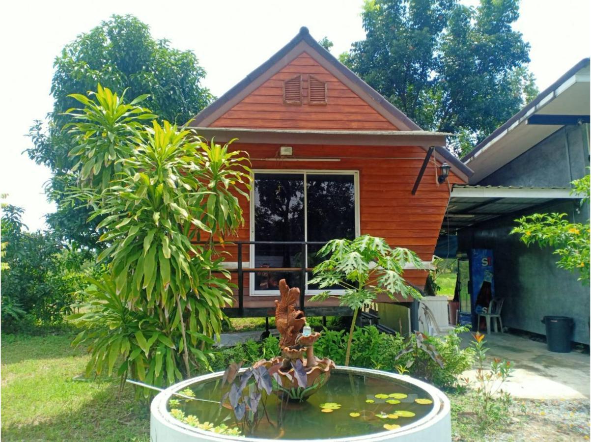 Capital O 75412 V Resort Nakhon Nayok Exterior photo